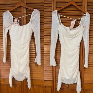 Elegant White Long Sleeve Dress